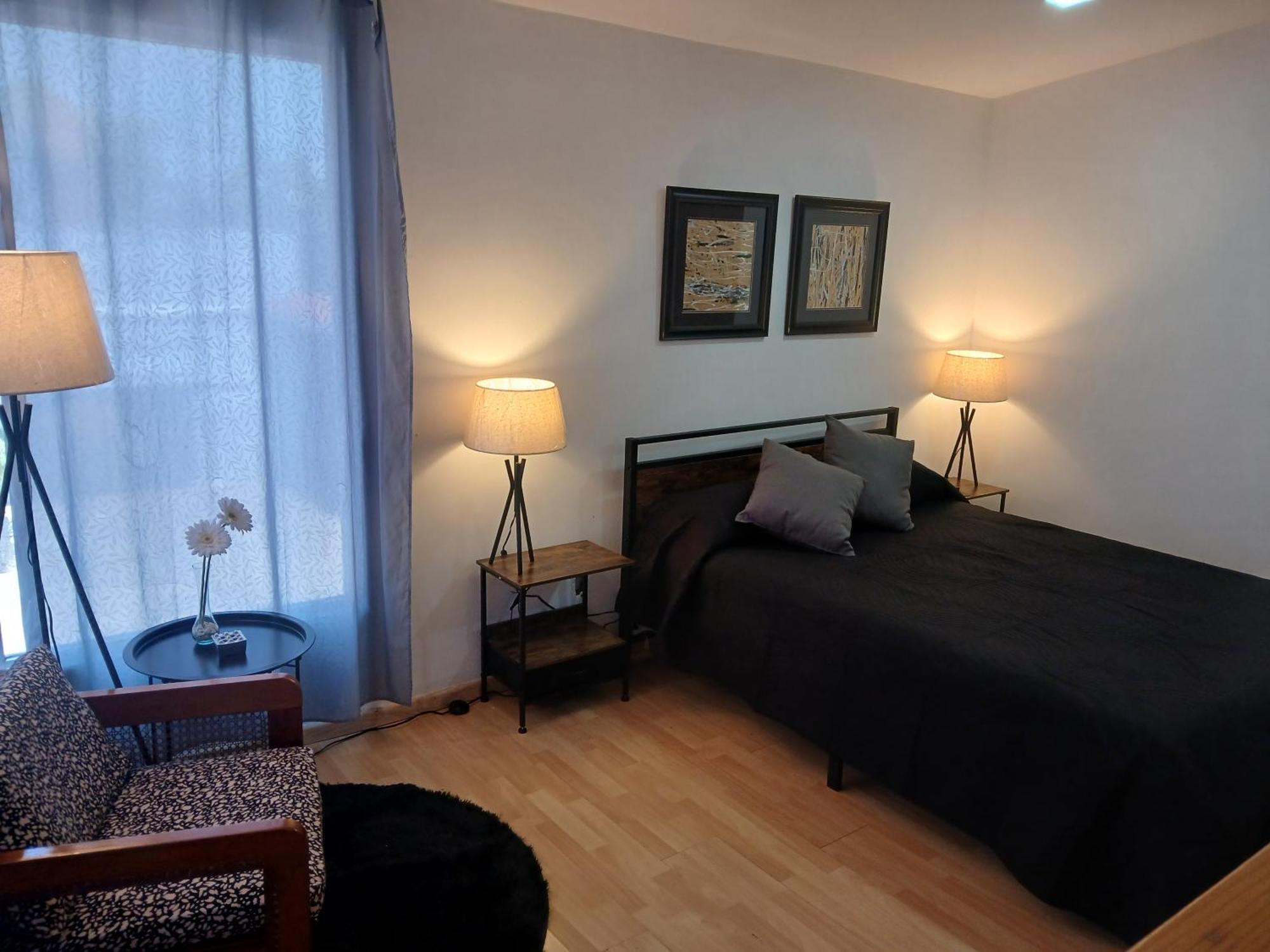 Leona Bed & Breakfast *