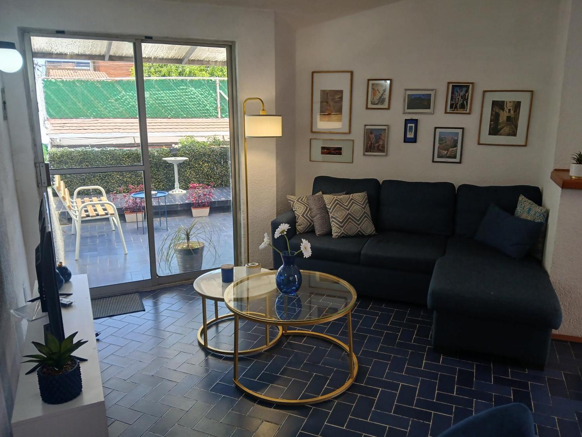 Leona Bed & Breakfast Mexico City