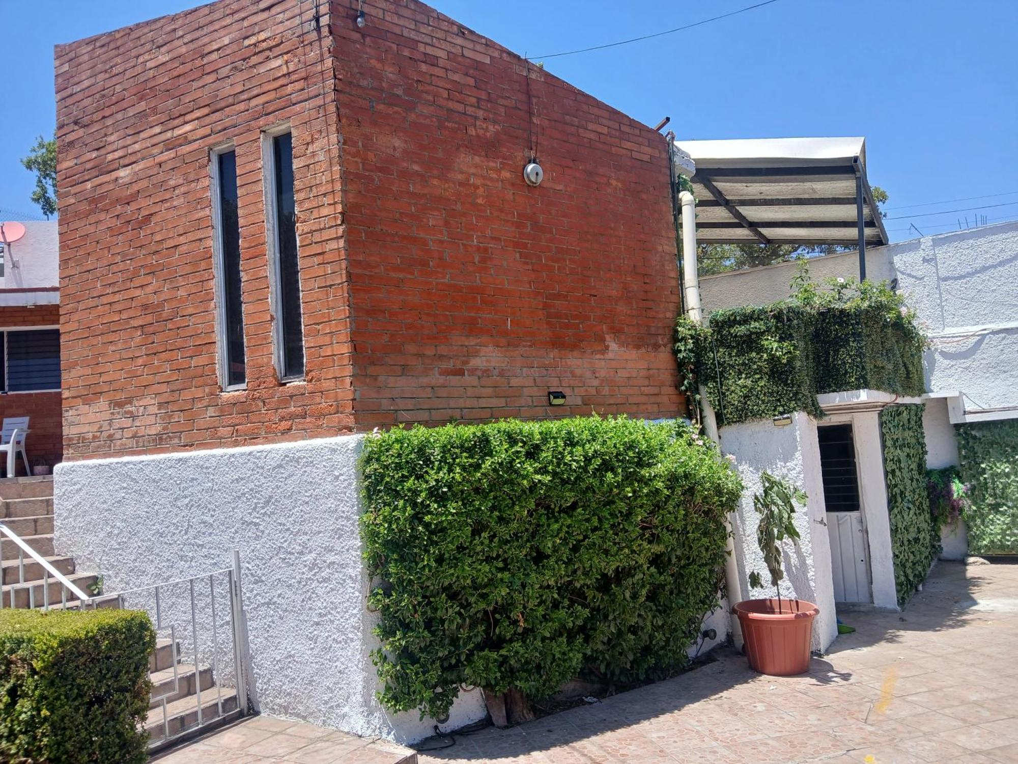 Bed & Breakfast Leona